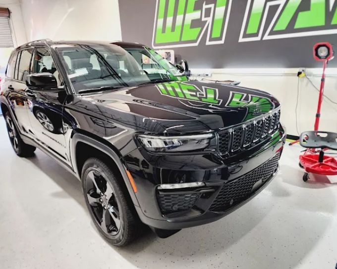 Black Jeep Grand Cherokee protected with paint protection film