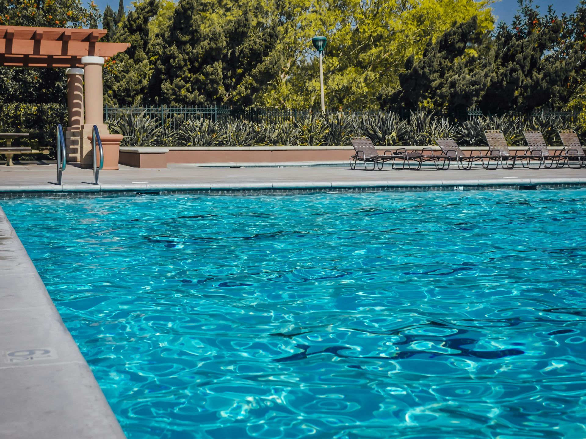 Fututa piscina