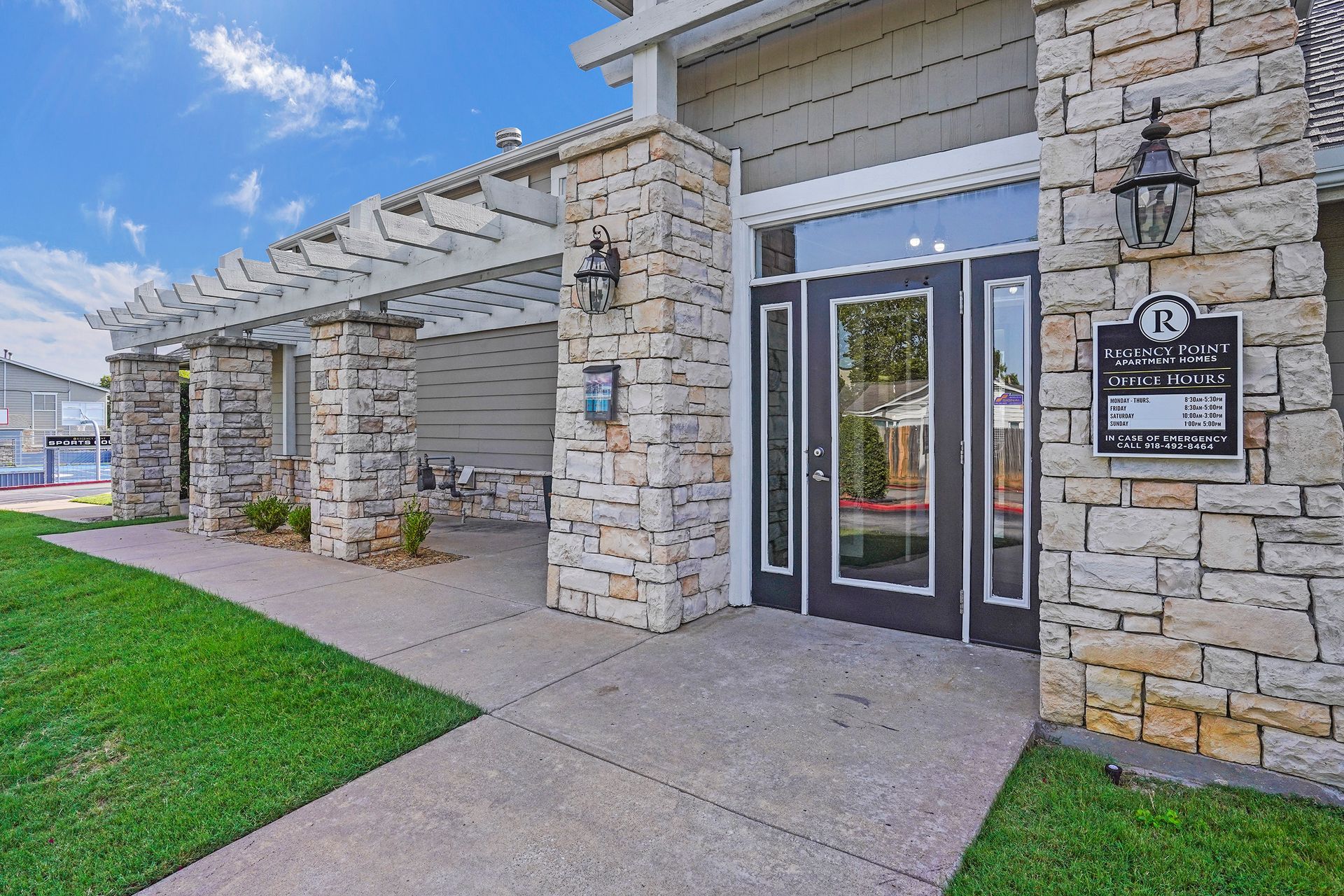 clubhouse entrance