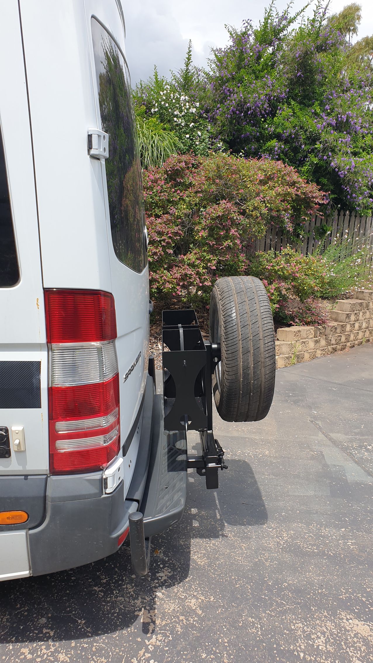 KK Rear Swing Away for Spare Tyre and Ladder main image 1