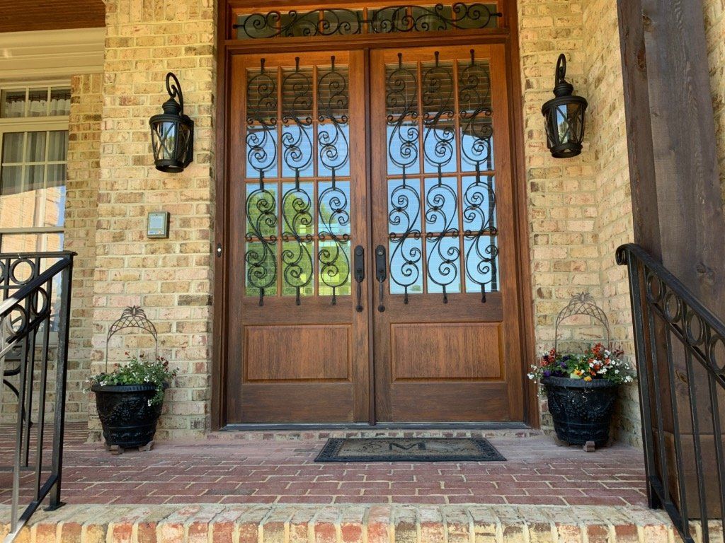 Main Door Lighting