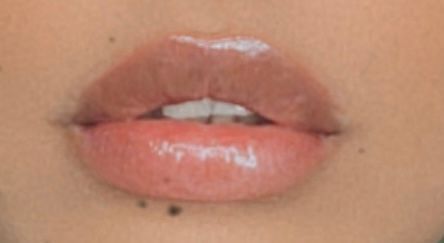 Lip Lustre Lip Gloss- Goldi locx