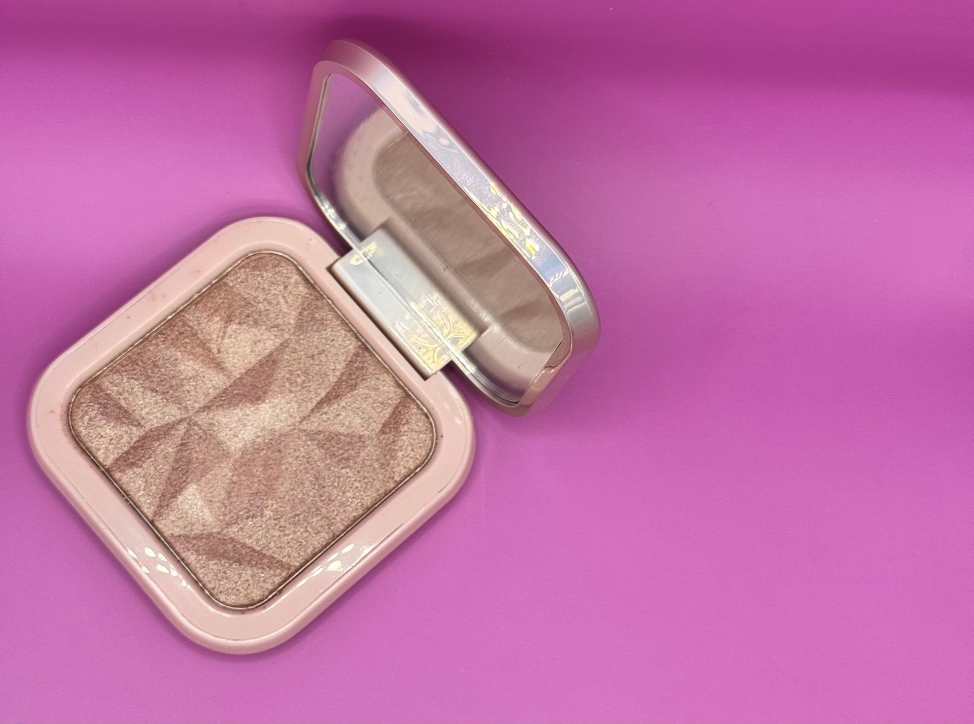 Highlighter Singles
