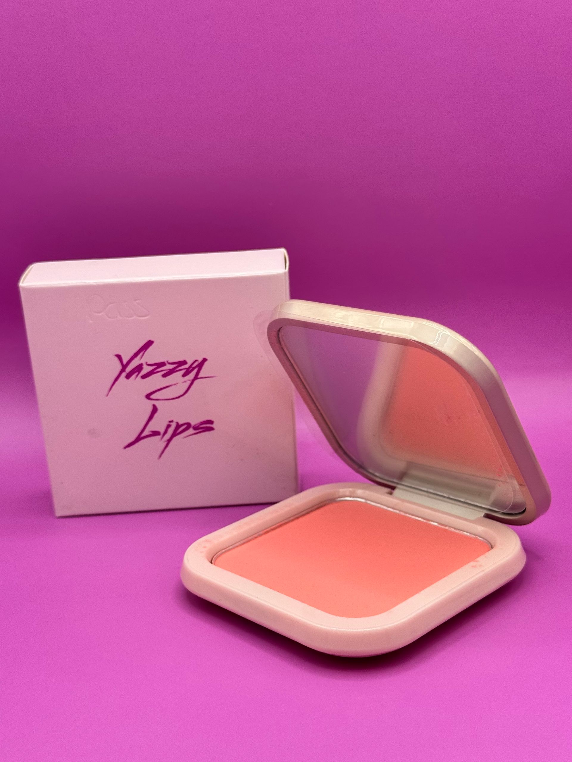 Single Blush Compact