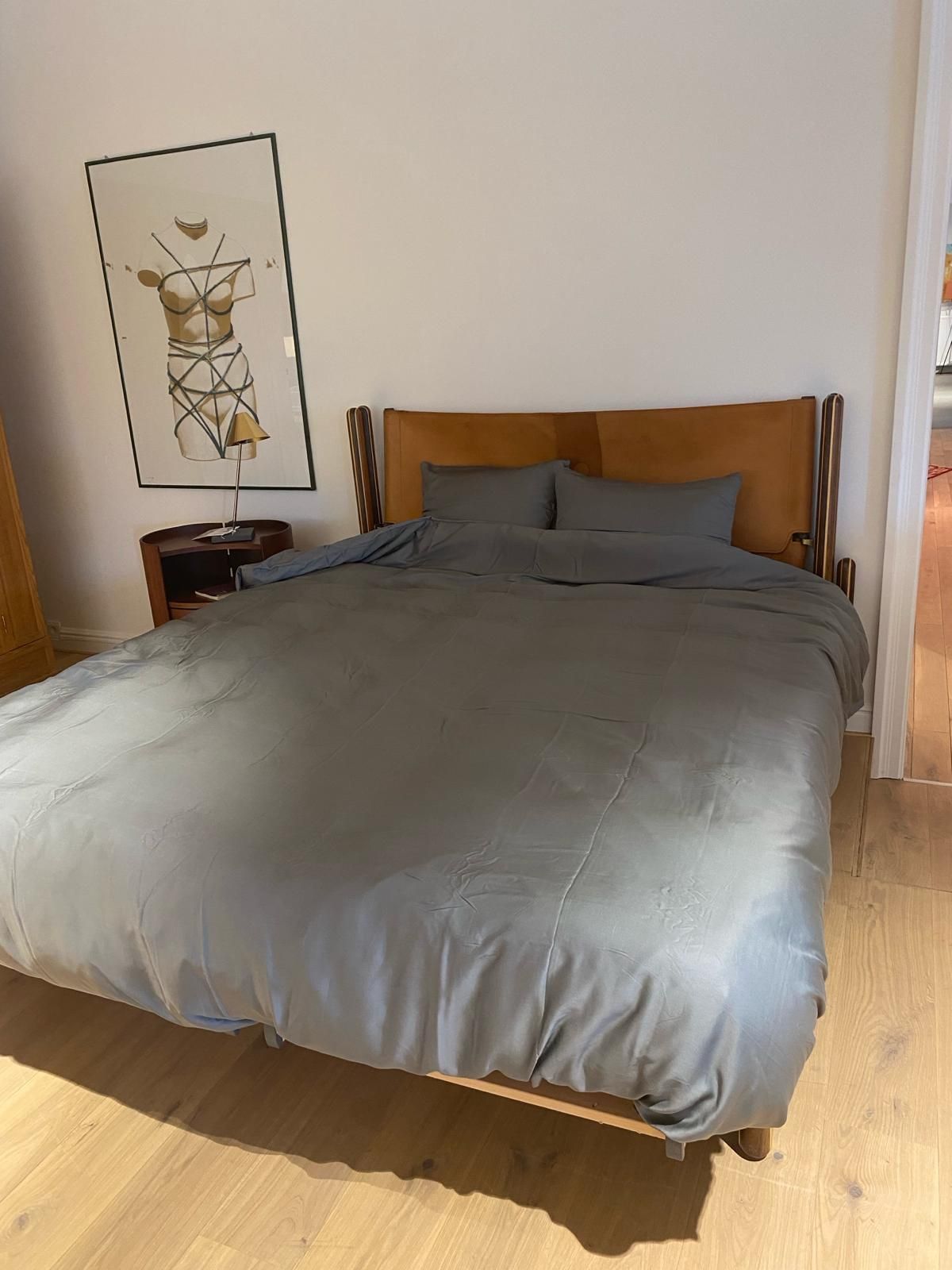 Bed Toledo Carlo Scarpa 1975 productie Simongavina