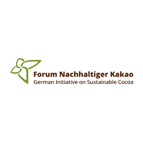 Eine grüne Form. Nebenstehend als Schrift: Forum Nachhaltiger Kakao