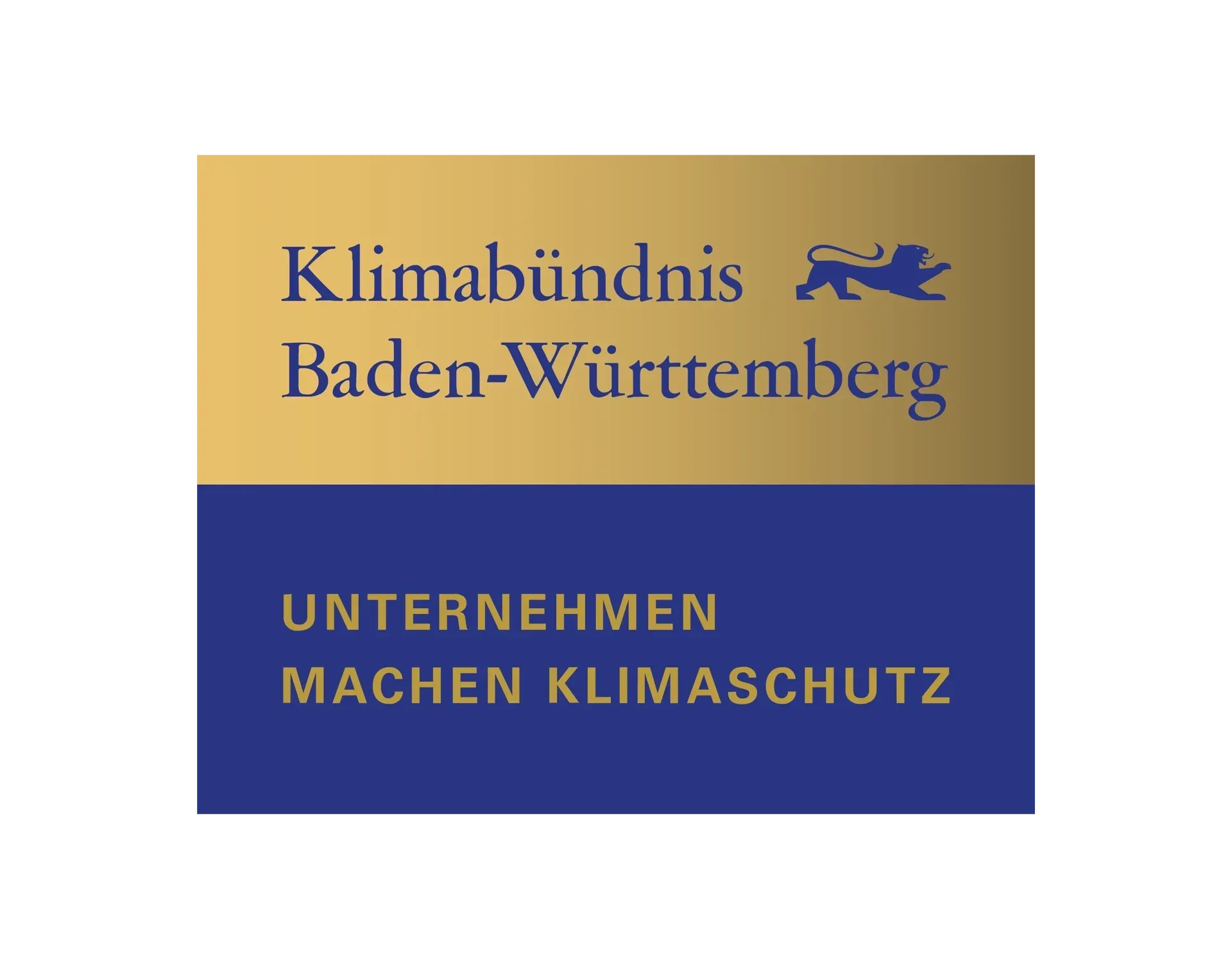 Ein blau-goldenes Rechteck. Darin steht im goldenen Teil: Klimabündnis Baden-Württemberg, daneben ein Löwe. Im blauen Teil steht: Unternehmen machen Klimaschutz.