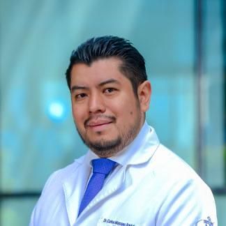 Dr. Carlos Manzano