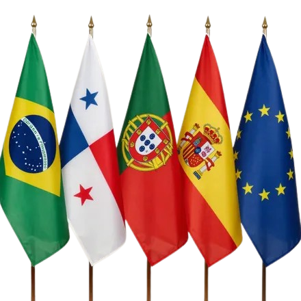 Bandeiras do Brasil e de Portugal tremulando contra um fundo branco.