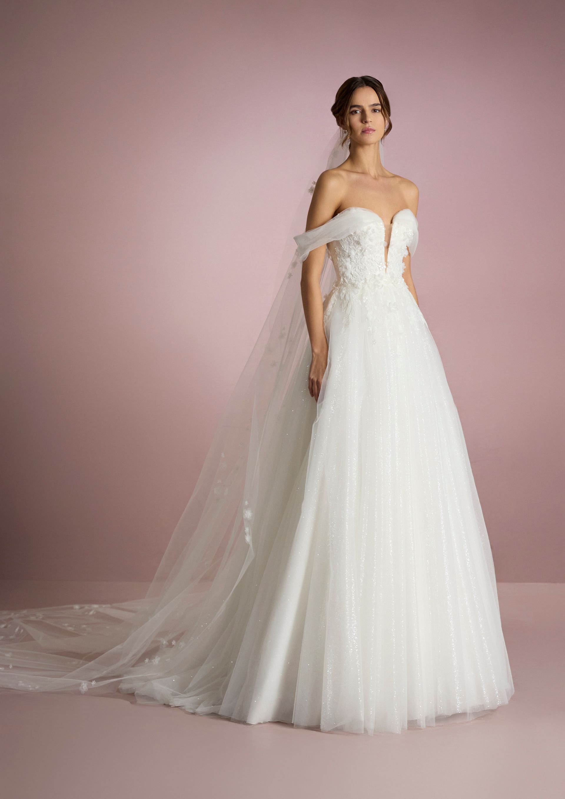 One White, collezione 2025, Abito AYUMI-B