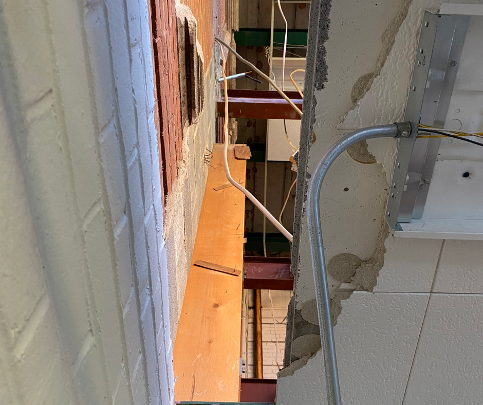 Hand separation of buildings by Empire Services.