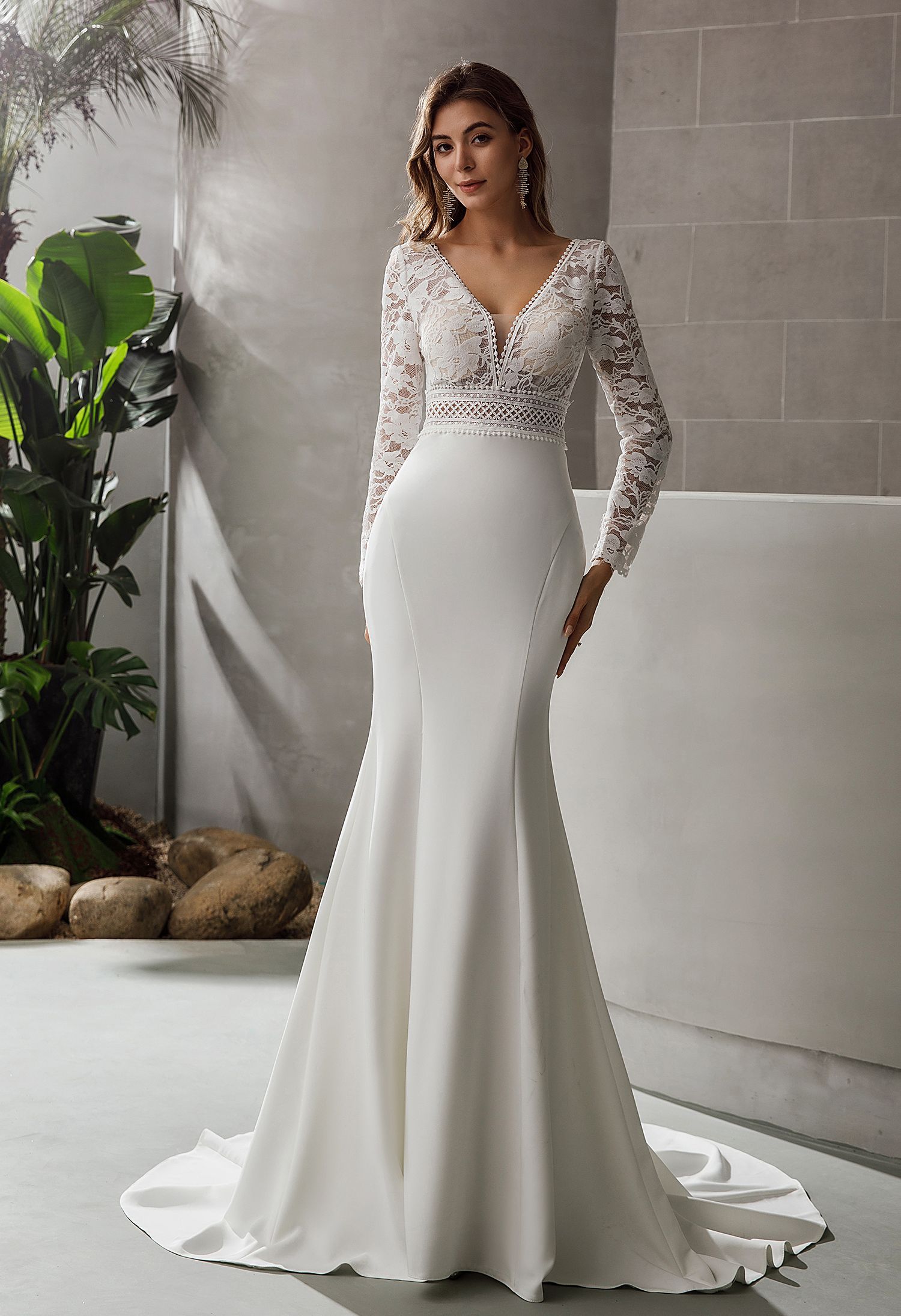 Herawhite wedding dress 2522 size 10 sale sleeves dress