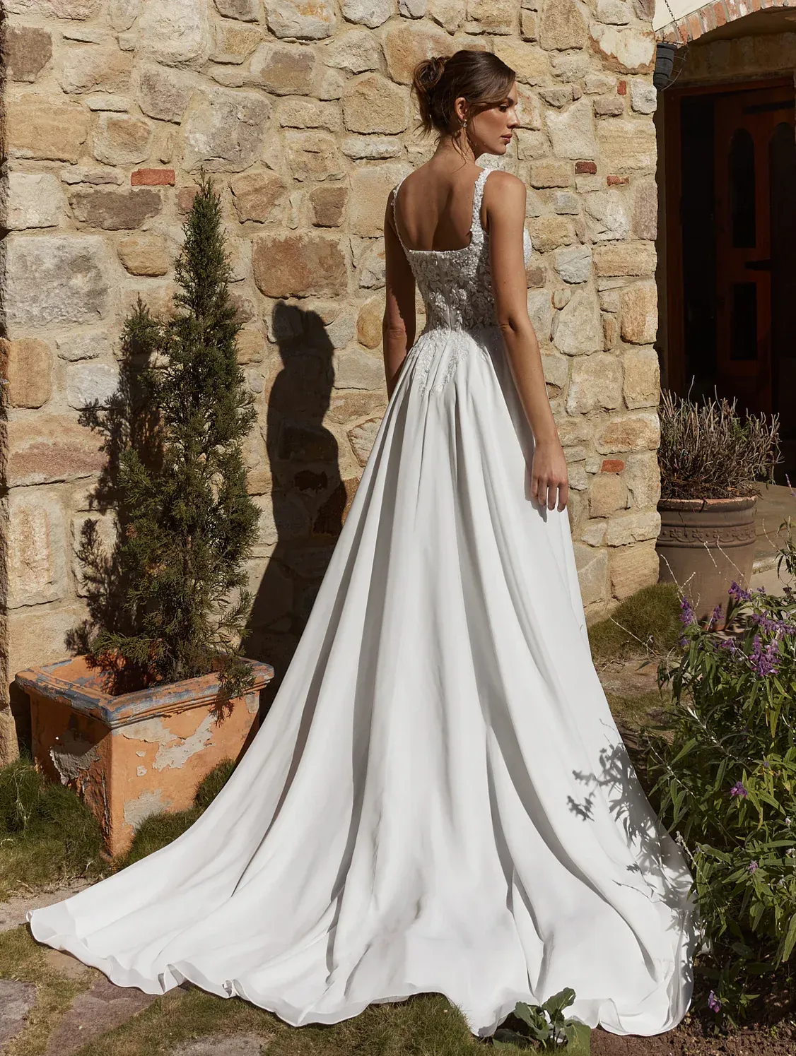 Tania Olsen Aliyah wedding dress