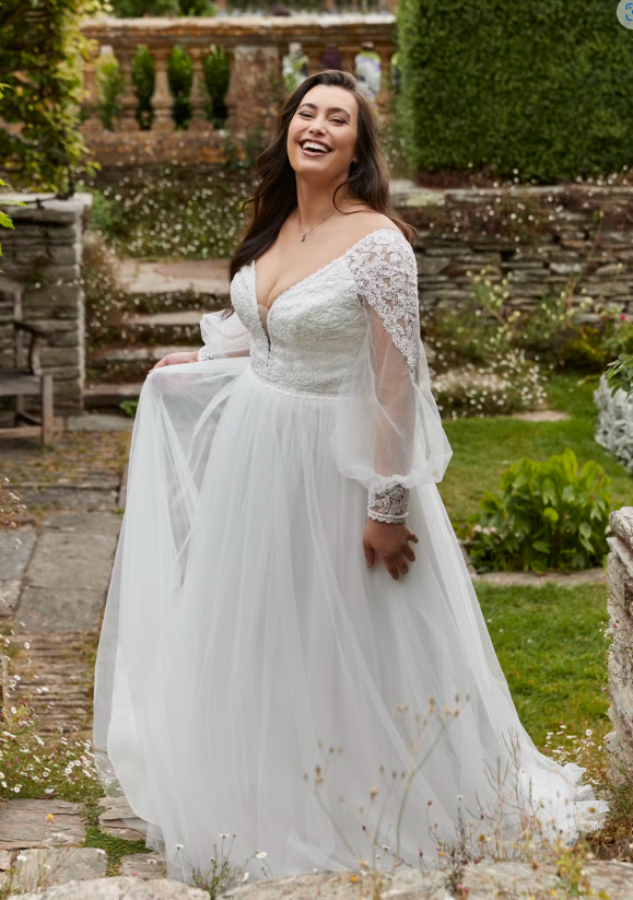 Romantica of Devon Clare-Louise wedding dress