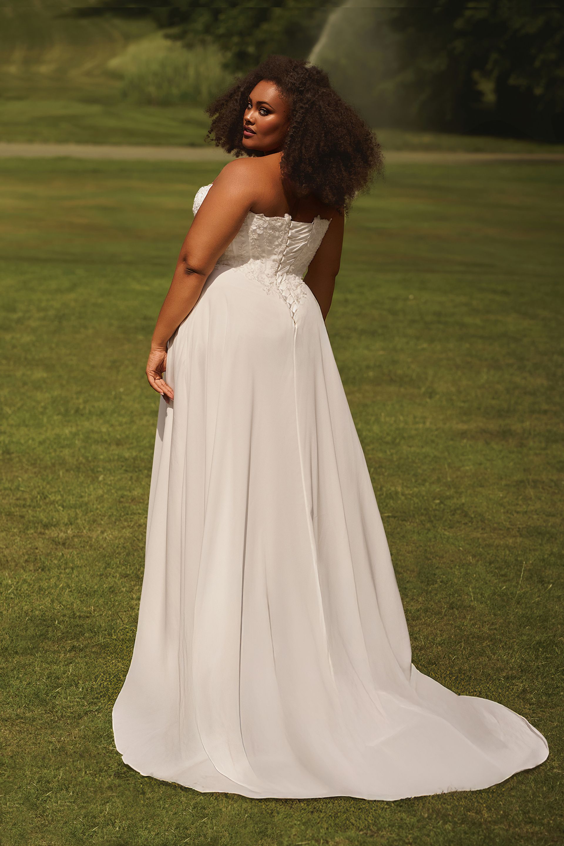 Envy by Phoenix PH8271 Curves wedding dress
