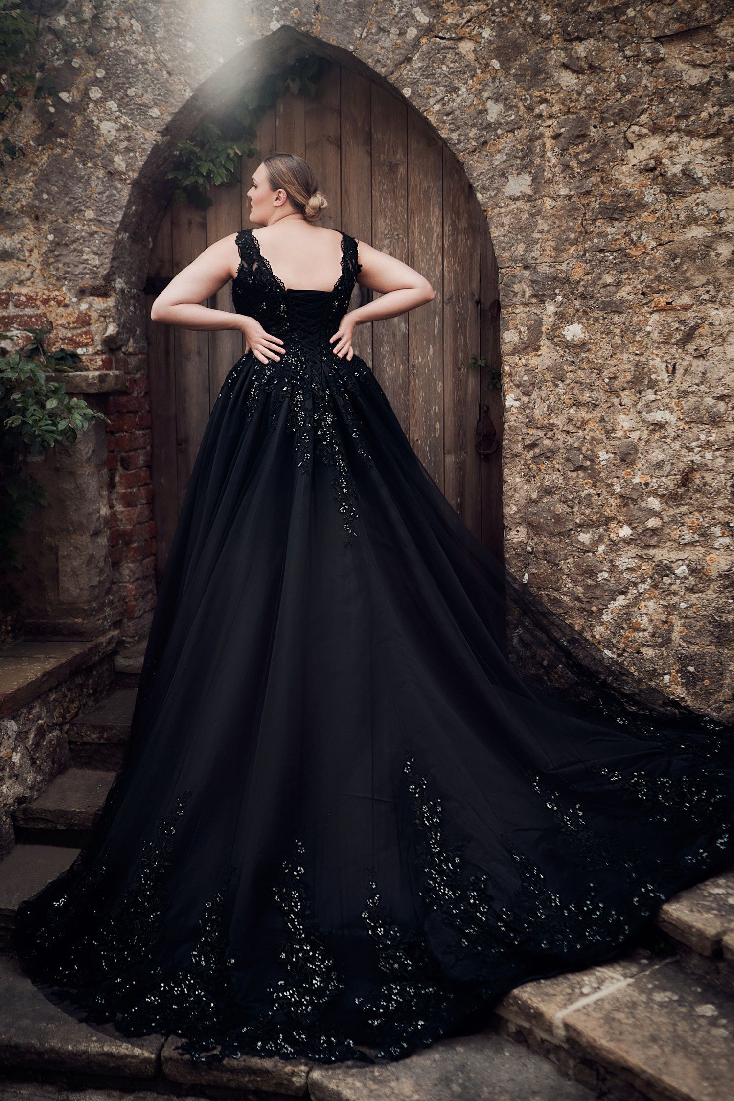 Envy by Phoenix wedding dress Black HY5074