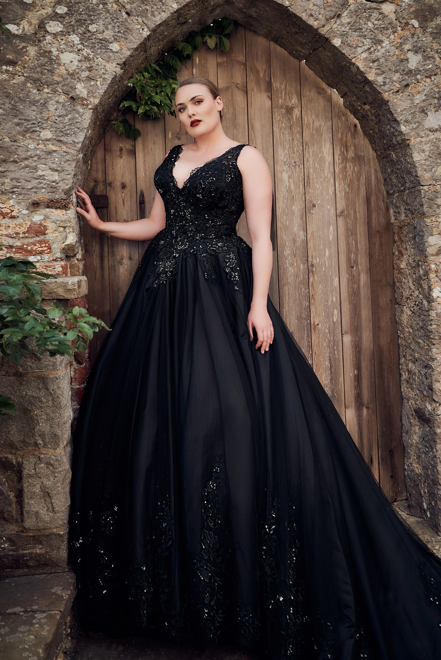 Envy by Phoenix wedding dress Black HY5074