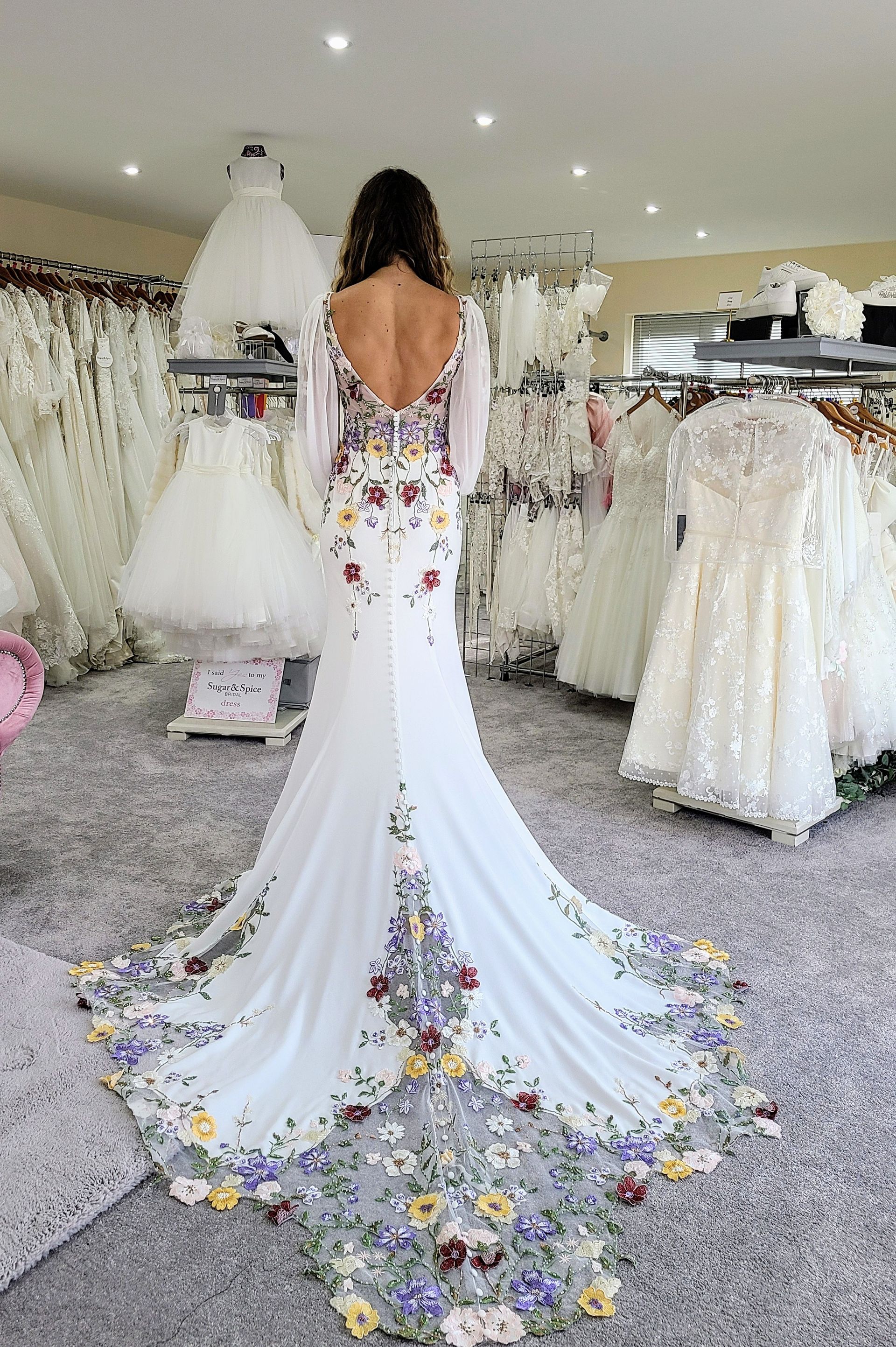 Floral and Ivory wedding dress chiffon sale Private Label 