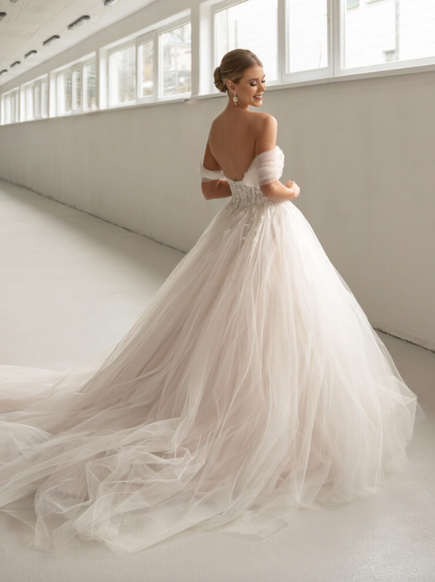 Diane Legrand 82200 Wedding dress