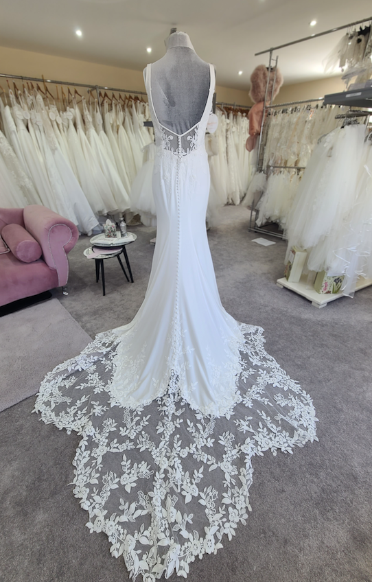 Private Label LV200 Calipo Ivory wedding dress Sale 