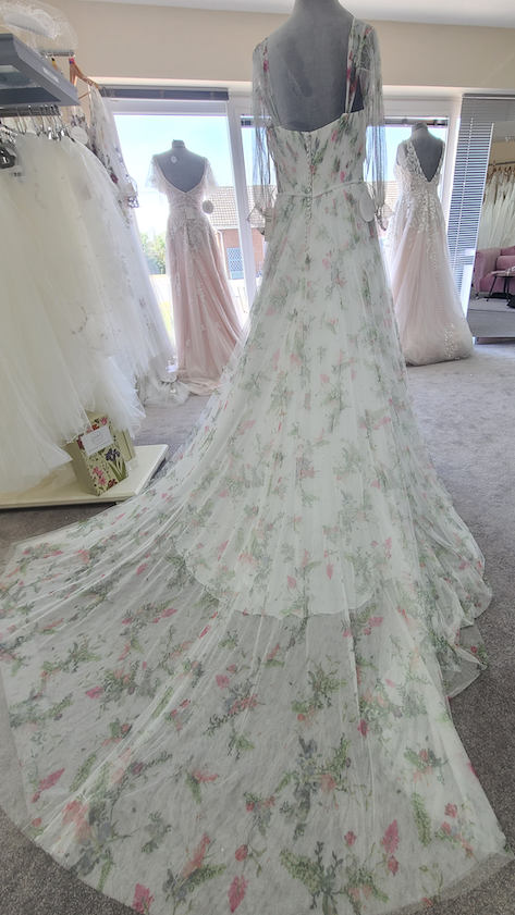 Private Label Floral wedding dress Size 16 Sale 