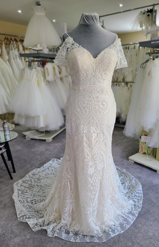 Private Label Ivory wedding dress sale  detachable sleeves 