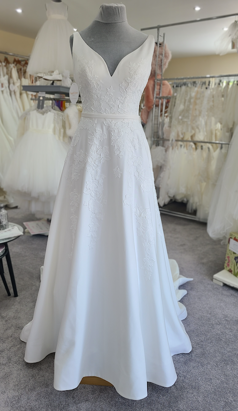 Private label wedding dress Daisy A-Line with pockets 