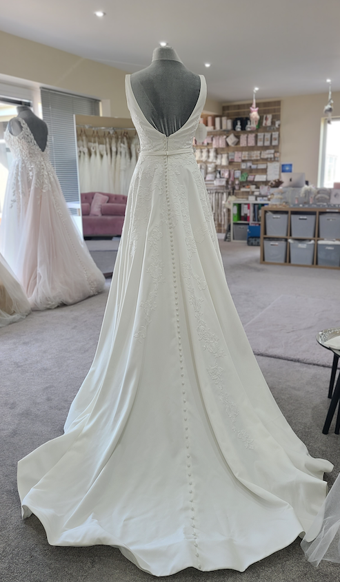 Private label wedding dress Daisy A-Line with pockets 