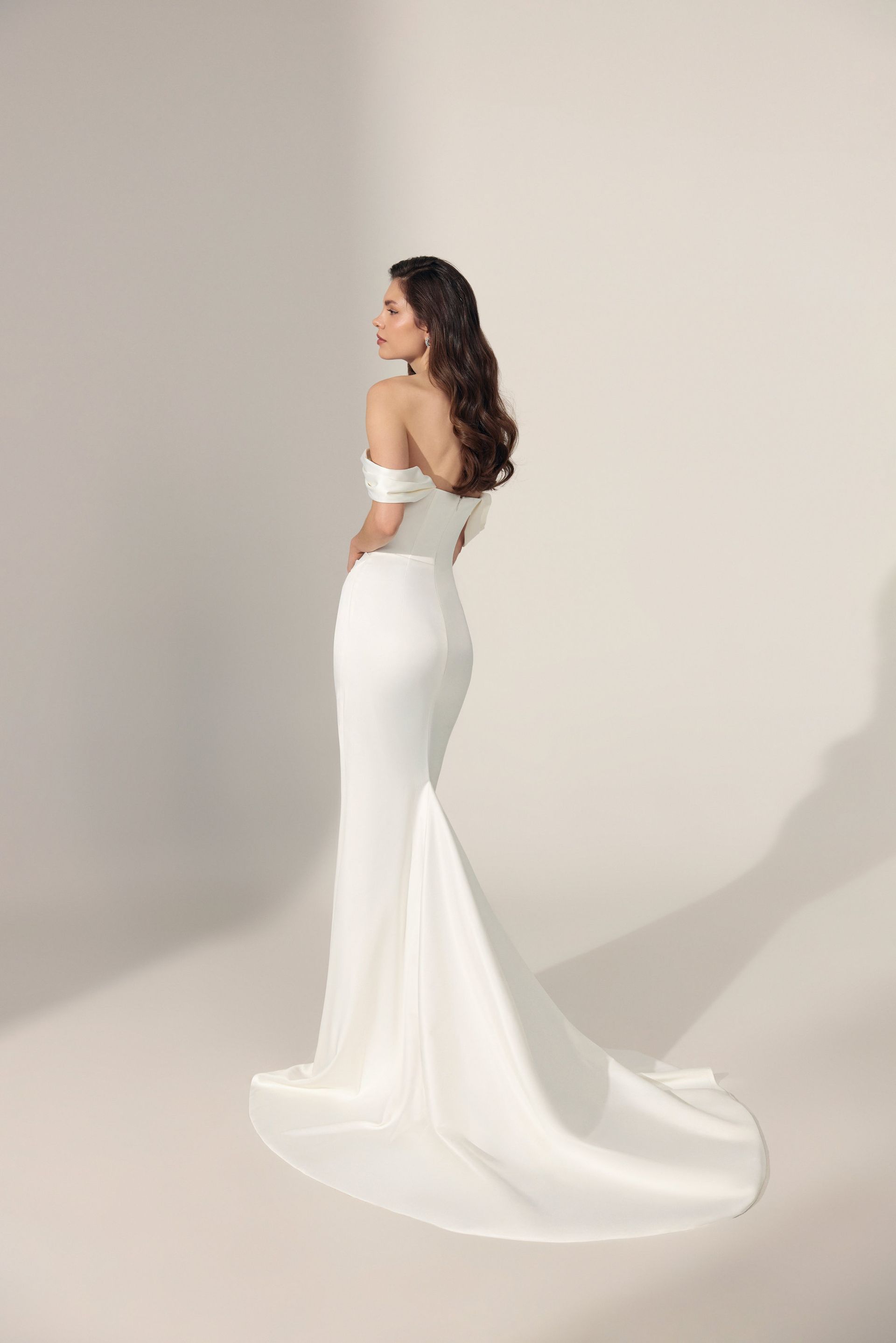 Wedding dress, Classy wedding dress, L501 wedding dress, Fitted style wedding dress, 