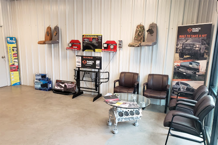 Texas Auto Performance Lobby
