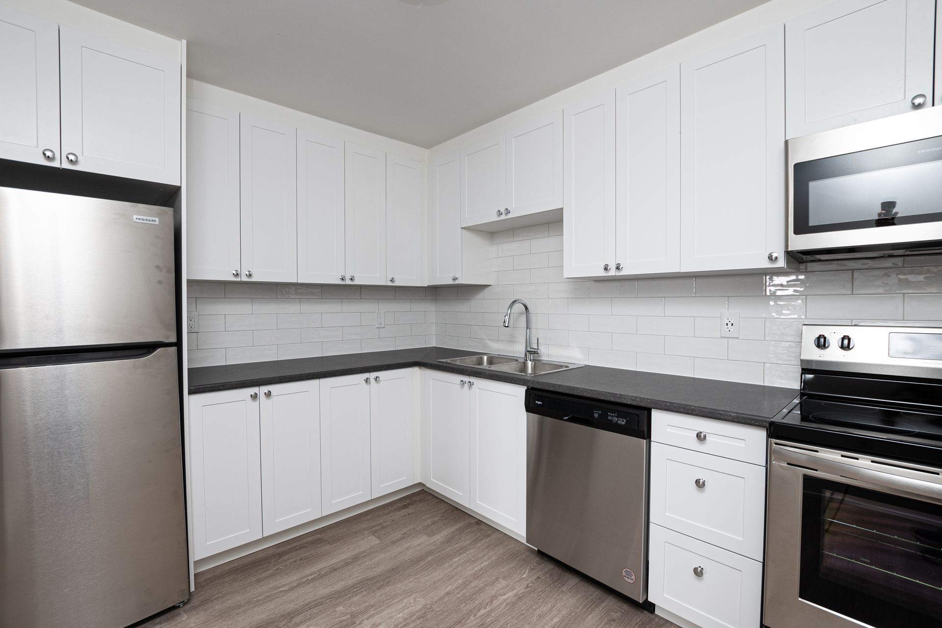 1560-1580 Adelaide Street North, Toronto, ON — photo 1