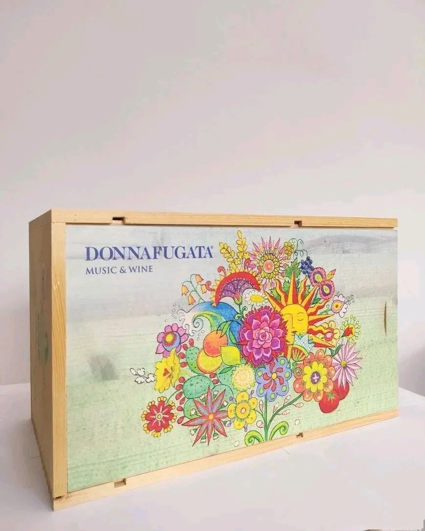 Stampa floreale Donnaplaza su scatola di legno con illustrazione di un bouquet colorato