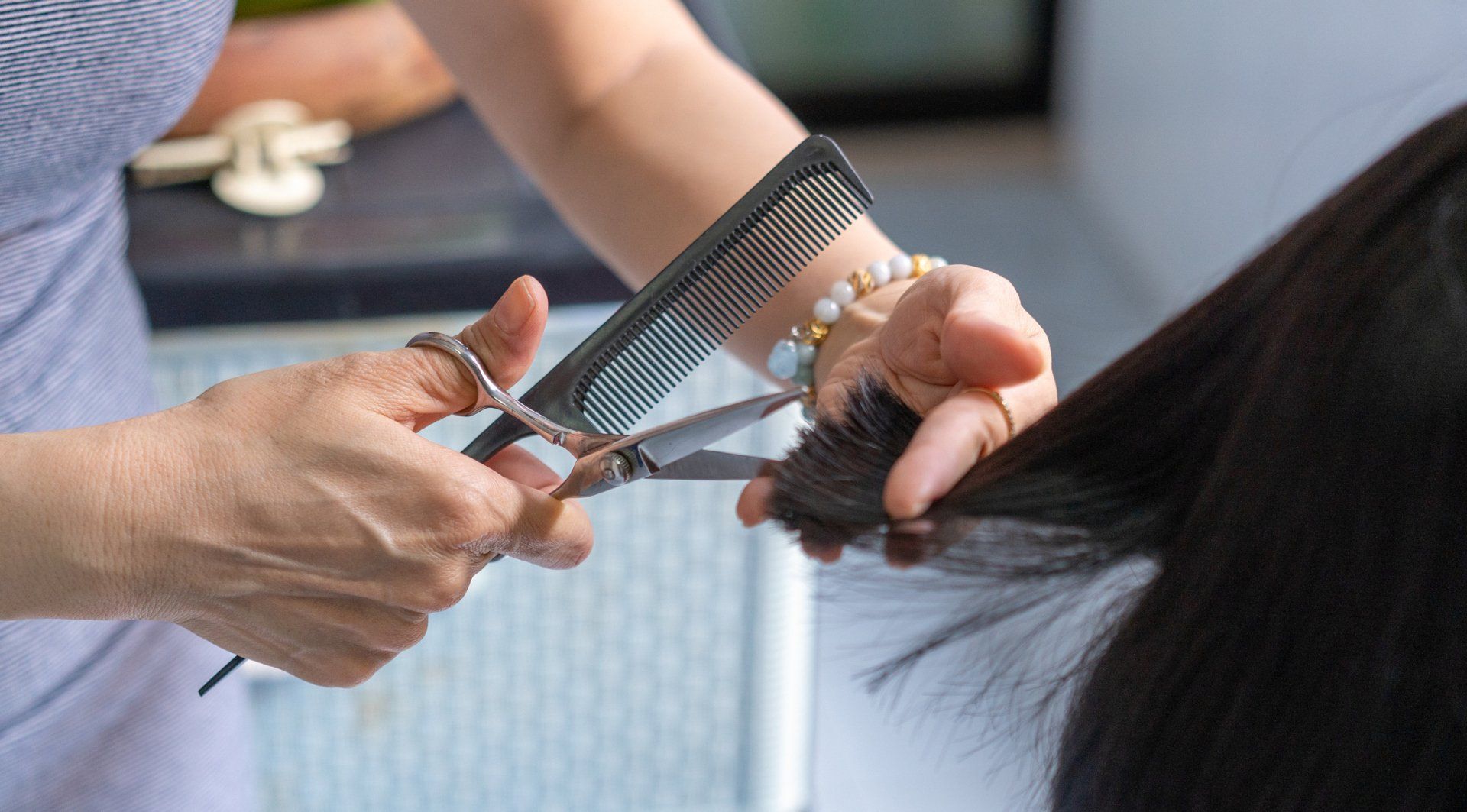 Haircut — Pennington, NJ — Artistic Designs