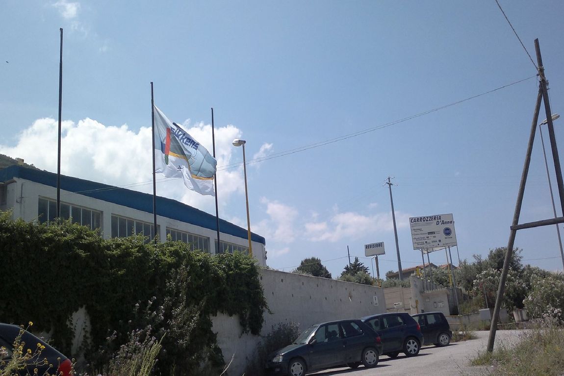 centro carrozzeria e revisioni auto