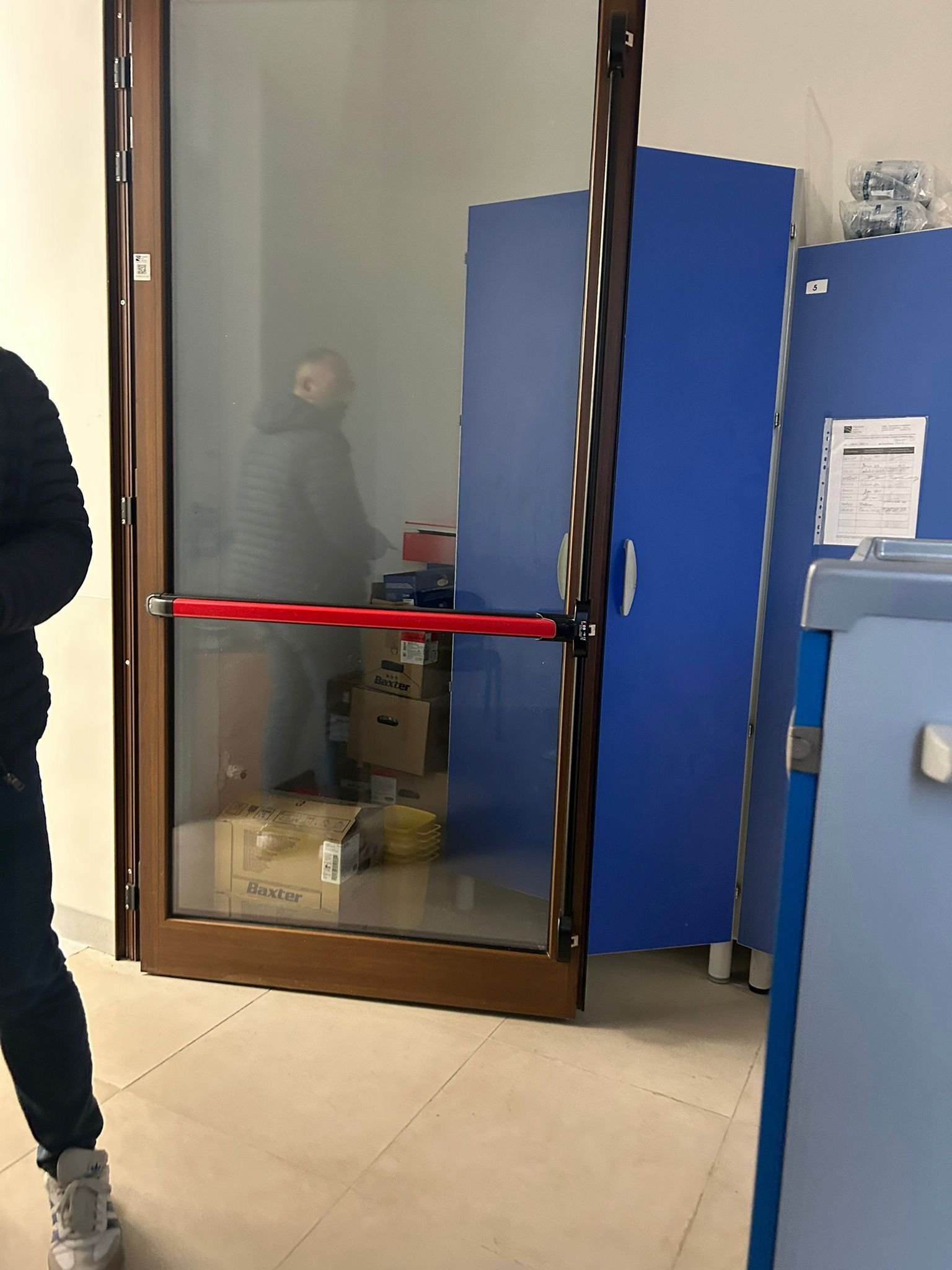 porte interne in alluminio porte ospedale Roma Mz Sistemi a Latina
