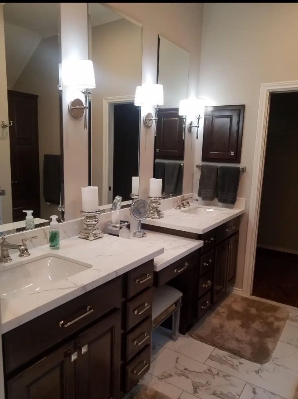 Bathrooms 1