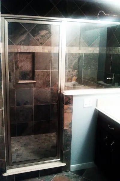 Bathrooms 25