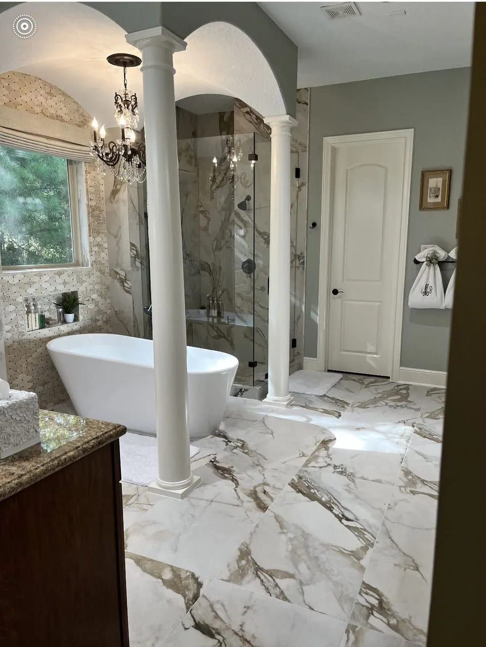 Bathrooms 333