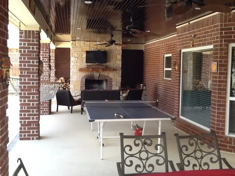 Porches 18