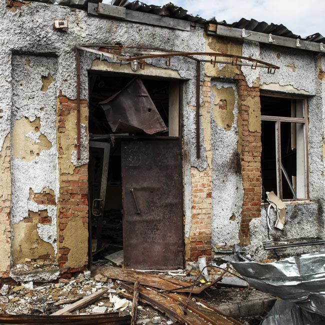 sell fire damage house