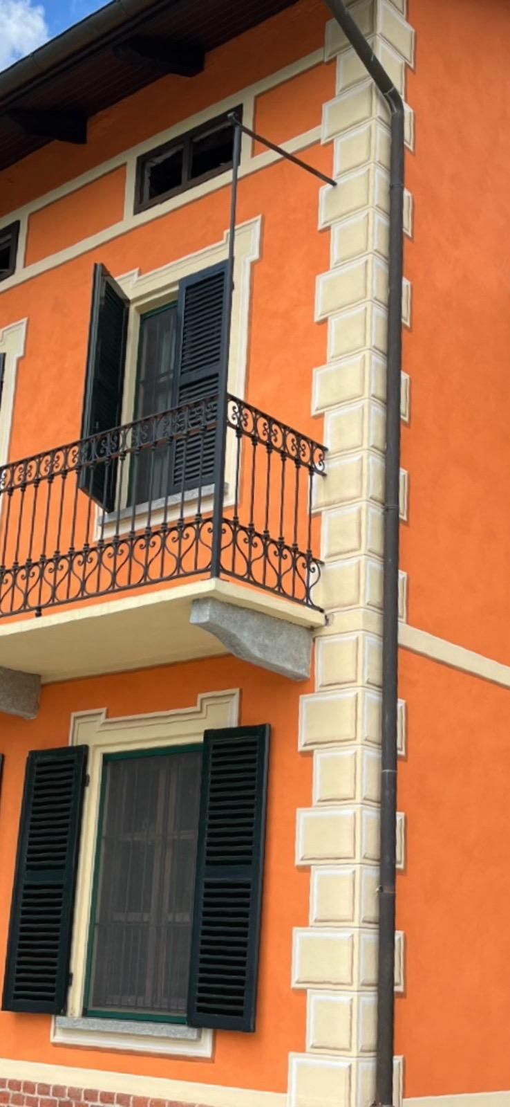 DECORAZIONE ARTISTICA ESTERNI FACCIATA TROMPE L'OEIL