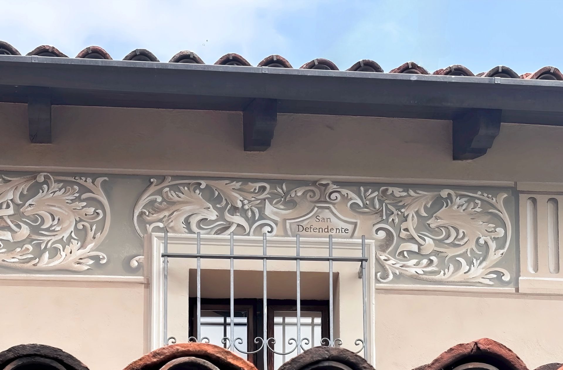 DECORAZIONE ARTISTICA ESTERNI FASCIA