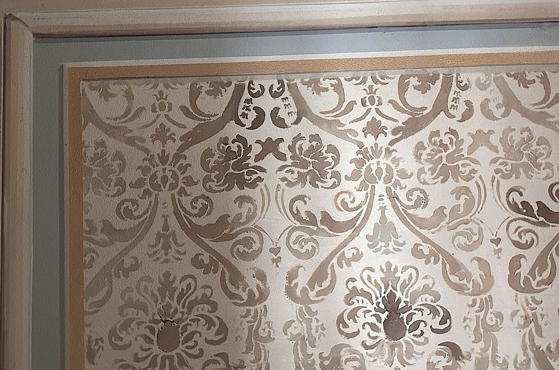 DECORAZIONE ARTISTICA FINTA TAPPEZZERIA