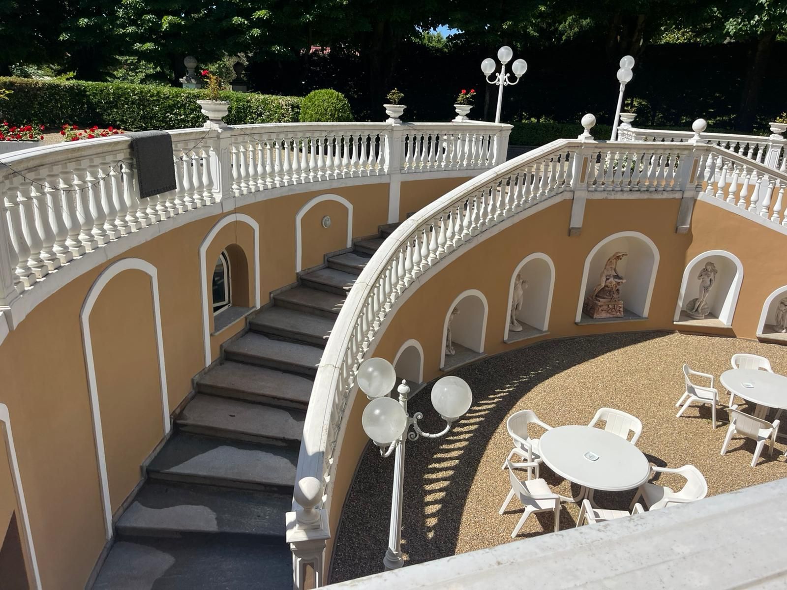 Decorazioni esterne e restyling di facciate