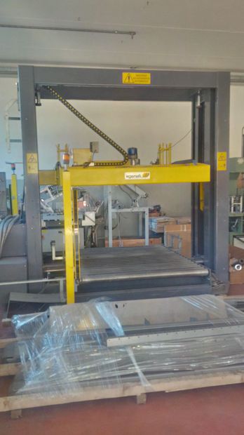 Dettaglio tecnico di una macchina in produzione