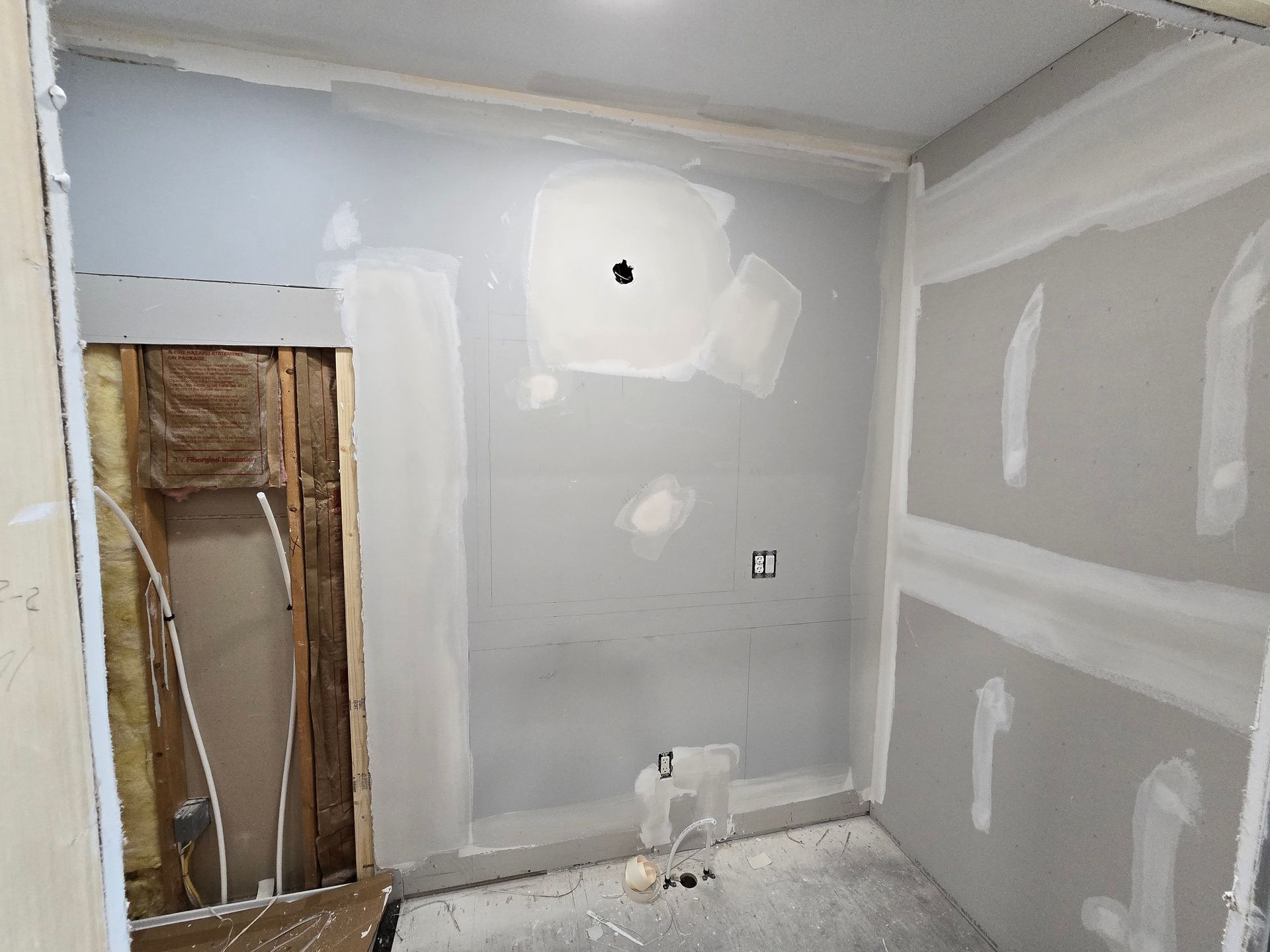 Drywall installation contractors near me, Professional residential drywall installation, Drywall repair services for cracks and holes, Water damaged drywall repair specialists, Residential framing contractors near me, Interior wall framing for home remodeling, Licensed drywall and framing contractors in Wilmington NC, Room addition contractors near me, Custom room additions for residential homes, Home addition construction in Oak Island NC, Seamless room addition construction and finishing, Kitchen remodeling contractors near me, Bathroom remodeling contractors near me, Full service kitchen and bath renovations, Licensed kitchen and bath contractors in coastal North Carolina