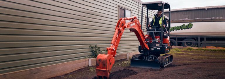 Kubota U17-3