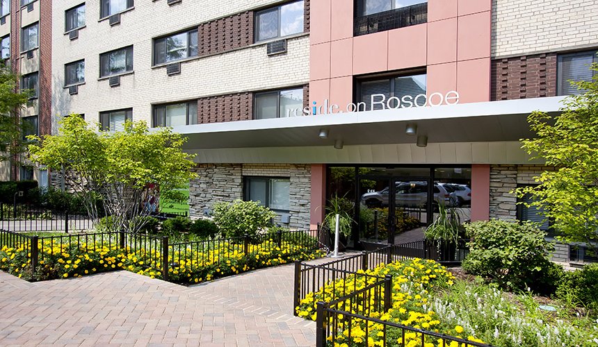 Reside on Roscoe Apartments in Lakeview, Chicago