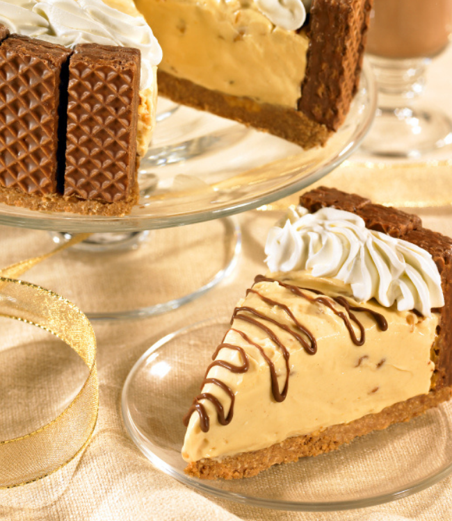 nutty buddy wafer bar pie with custard filling and wafer bars on the side