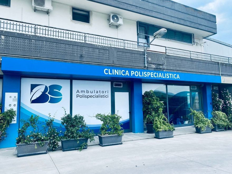 esterno centro diagnostico